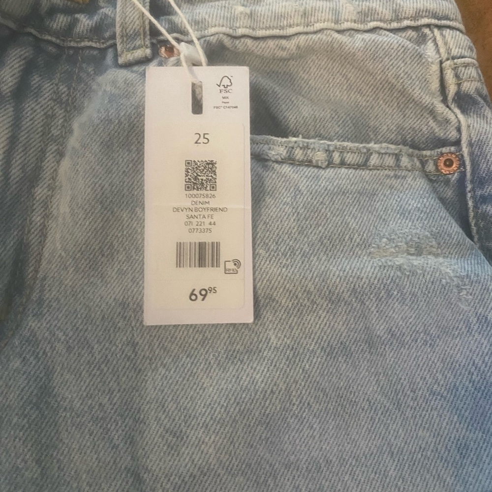 Brand new Dynamite Jeans